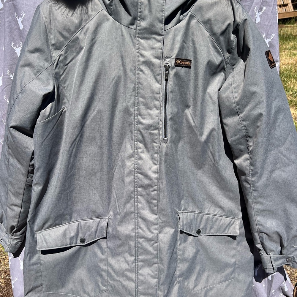 Columbia  Jacket in Gray